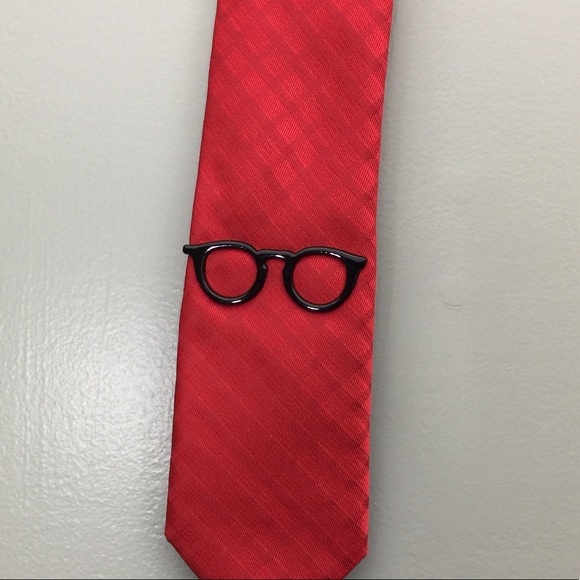Other - 🎁 Glasses tie clip